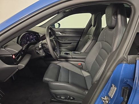 Certified 2025 Porsche Taycan AWD/4WD image 5