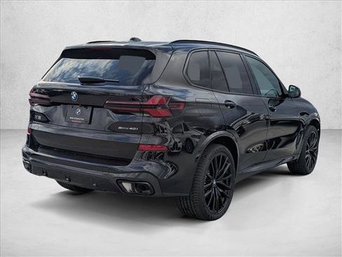 New 2026 BMW X5 sDrive40i w/ M Sport Package image 2