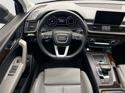 Used 2018 Audi Q5 2.0T Premium Plus w/ Premium Plus Package AWD/4WD image 10