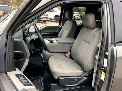 Used 2016 Ford F150 XLT w/ Equipment Group 301A Mid image 7