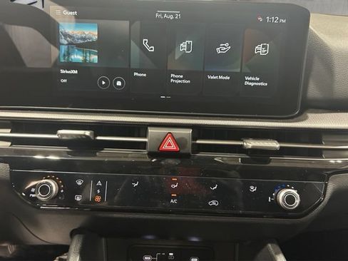 New 2026 Kia Sportage LX w/ LX Convenience Package AWD/4WD image 3