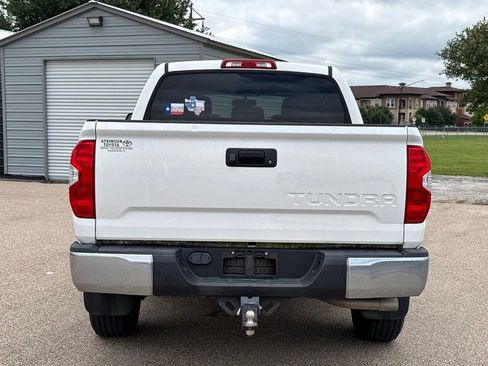 Used 2016 Toyota Tundra SR5 w/ SR5 Upgrade Package RWD image 5