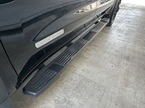 Used 2023 GMC Sierra 1500 Elevation w/ LPO, Elevation Black Package image 15