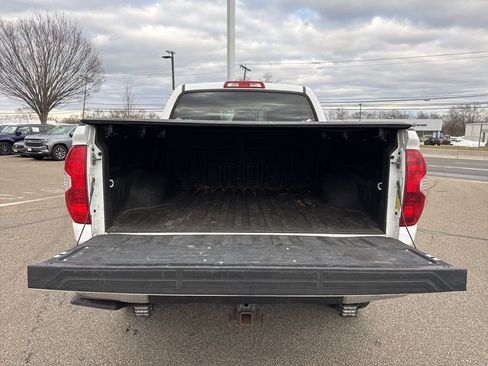 Used 2015 Toyota Tundra SR5 w/ SR5 Upgrade Package image 21