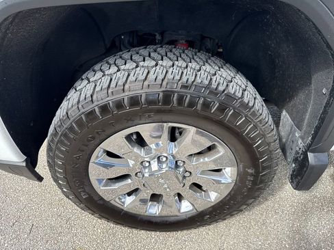 Used 2022 GMC Sierra 2500 Denali w/ Denali Ultimate Package image 12