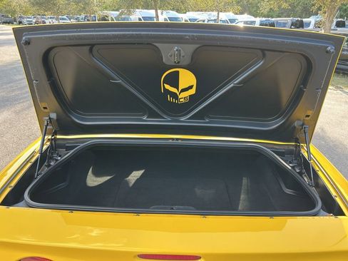 Used 2002 Chevrolet Corvette Convertible w/ Preferred Equipment Group2 image 34