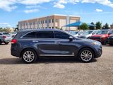 Used 2017 Kia Sorento SX image 2