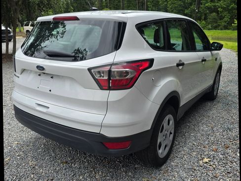 Used 2017 Ford Escape S FWD image 10