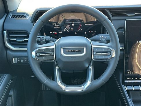 New 2026 GMC Terrain Denali w/ LPO, Floor Liner Package image 25