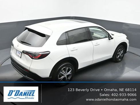 Used 2024 Honda HR-V EX-L image 18