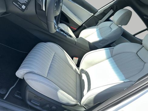 New 2026 Genesis G70 3.3T Sport Prestige RWD image 9