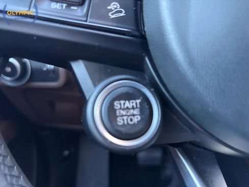 Used 2020 Alfa Romeo Stelvio image 24