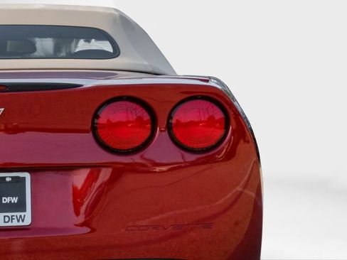 Used 2007 Chevrolet Corvette Convertible w/ Preferred Equipment Group RWD image 42