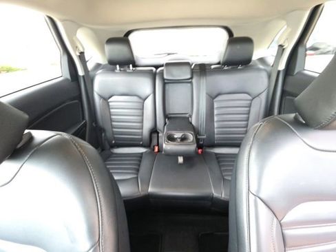 Used 2024 Ford Edge SEL AWD/4WD image 21