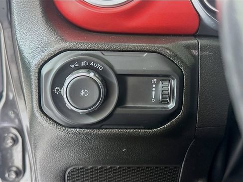 Used 2023 Jeep Wrangler Unlimited Rubicon w/ Cold Weather Group image 8