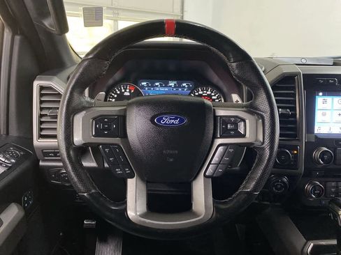 Used 2018 Ford F150 Raptor w/ Equipment Group 802A Luxury image 19