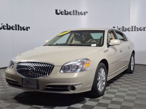 Used 2010 Buick Lucerne CXL w/ Driver Confidence Package image 3