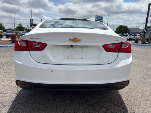 Used 2024 Chevrolet Malibu LT FWD image 4