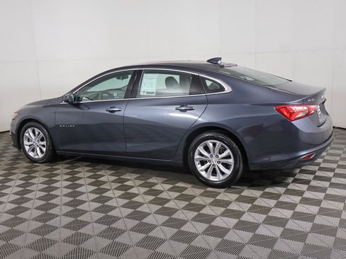 Used 2021 Chevrolet Malibu LT image 12