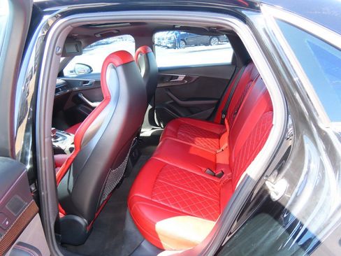 Used 2018 Audi S4 Premium Plus image 18