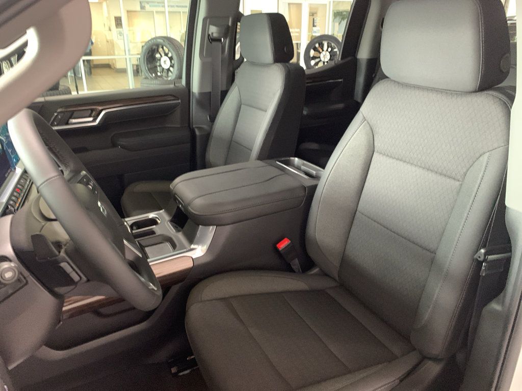New 2026 Chevrolet Silverado 1500 RST w/ All Star Edition Plus RWD image 12