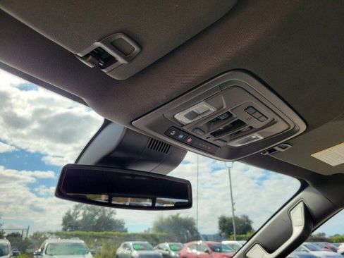 Certified 2022 GMC Sierra 1500 SLT image 24