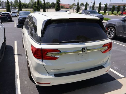 Used 2019 Honda Odyssey Elite image 14