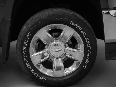 Used 2017 Chevrolet Silverado 1500 LTZ w/ Sport Package image 13