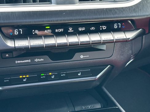 Used 2019 Lexus UX 200 F Sport w/ F Sport Premium Package image 20