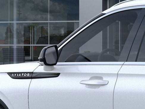 New 2026 Lincoln Aviator AWD image 20