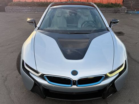 Used 2015 BMW i8 AWD/4WD image 3