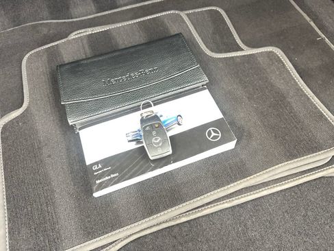 Used 2025 Mercedes-Benz GLA 250 image 77
