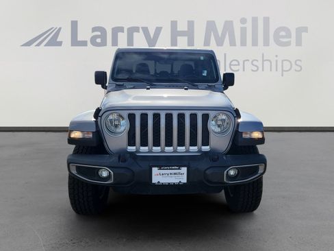 Used 2020 Jeep Gladiator Overland image 6