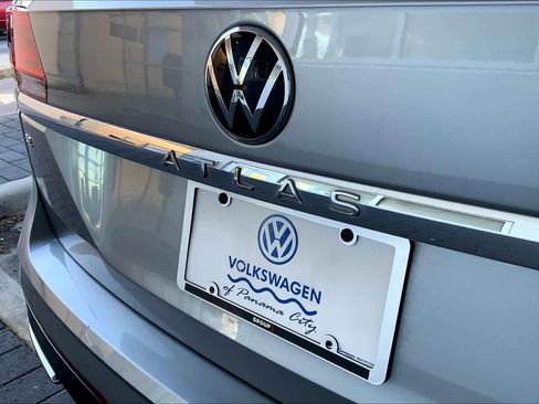 Used 2022 Volkswagen Atlas SE image 30