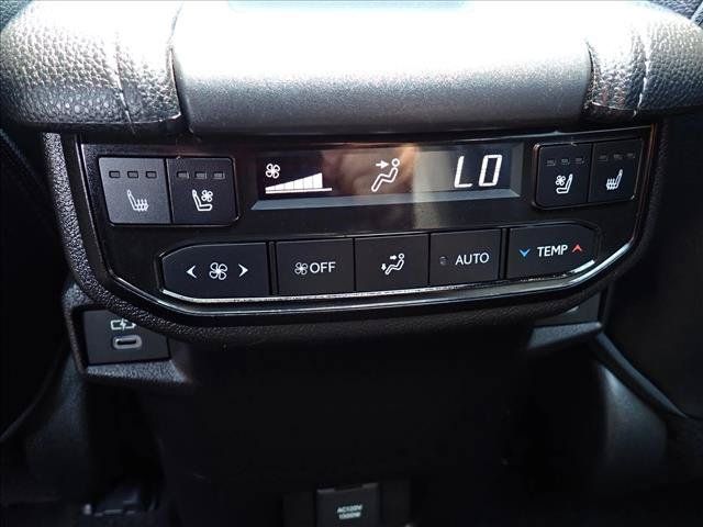 Certified 2025 Toyota Grand Highlander AWD Hybrid image 11