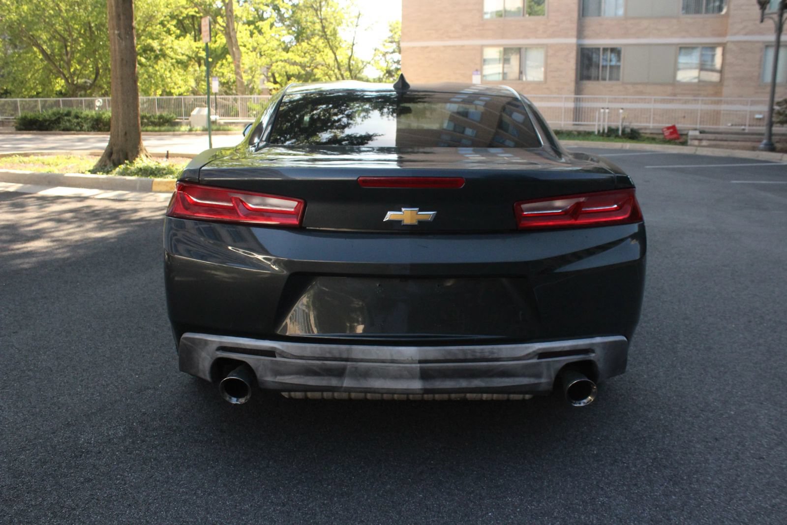 Used 2016 Chevrolet Camaro LT RWD image 8