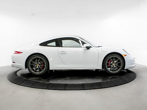 Certified 2016 Porsche 911 Carrera RWD image 8
