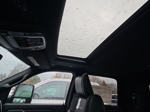 New 2026 RAM 2500 Laramie w/ Night Edition image 28