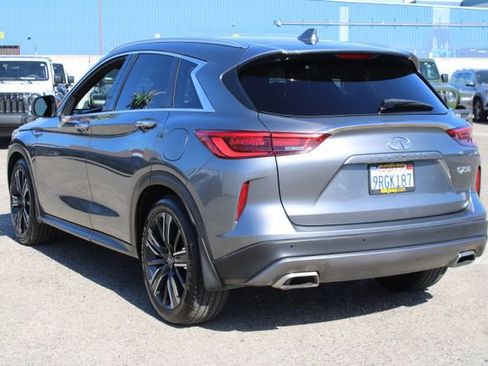 Used 2021 INFINITI QX50 Luxe w/ Appearance Package image 3