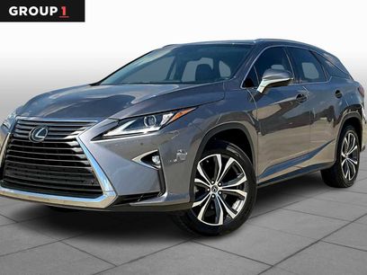Used 2019 Lexus RX 350L w/ Premium Package