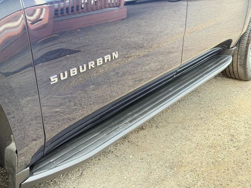 Used 2018 Chevrolet Suburban LT image 96