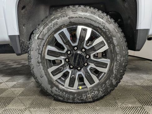 New 2026 GMC Sierra 3500 Denali Ultimate image 13