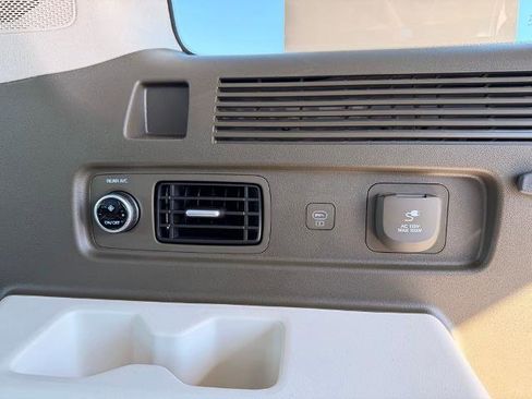 Used 2025 Hyundai Santa Fe Calligraphy image 40