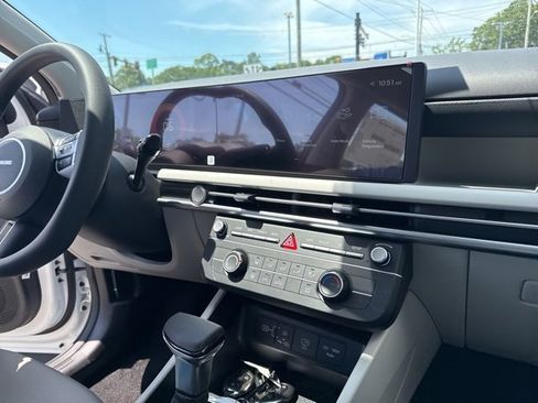 New 2025 Hyundai Tucson SE image 28