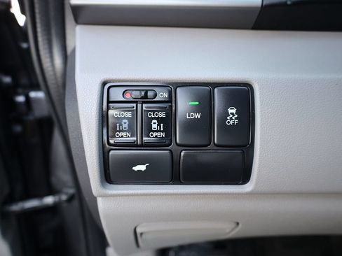 Used 2016 Honda Odyssey EX-L image 23