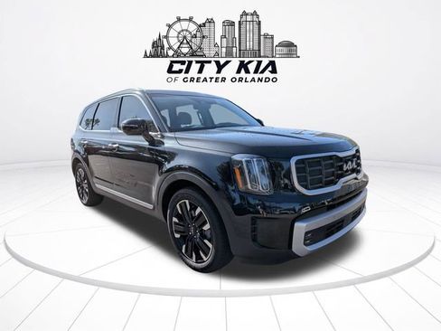 Certified 2025 Kia Telluride SX Prestige AWD/4WD image 8