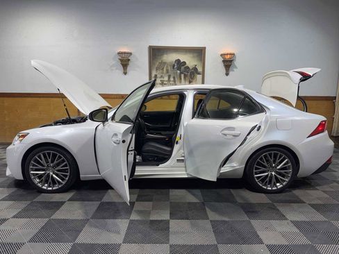 Used 2016 Lexus IS 200t w/ Navigation System Package image 13