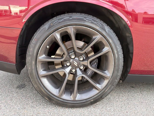 Used 2022 Dodge Challenger R/T Scat Pack w/ Driver Convenience Group RWD image 22