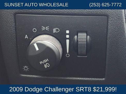 Used 2009 Dodge Challenger SRT8 RWD image 28