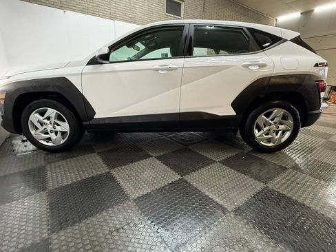 Certified 2024 Hyundai Kona SE image 14